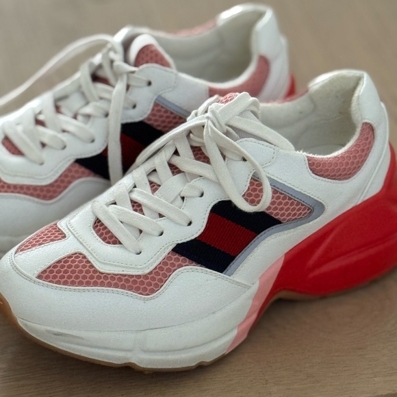 Gucci Sneakers (Authentic)! - Picture 1 of 3